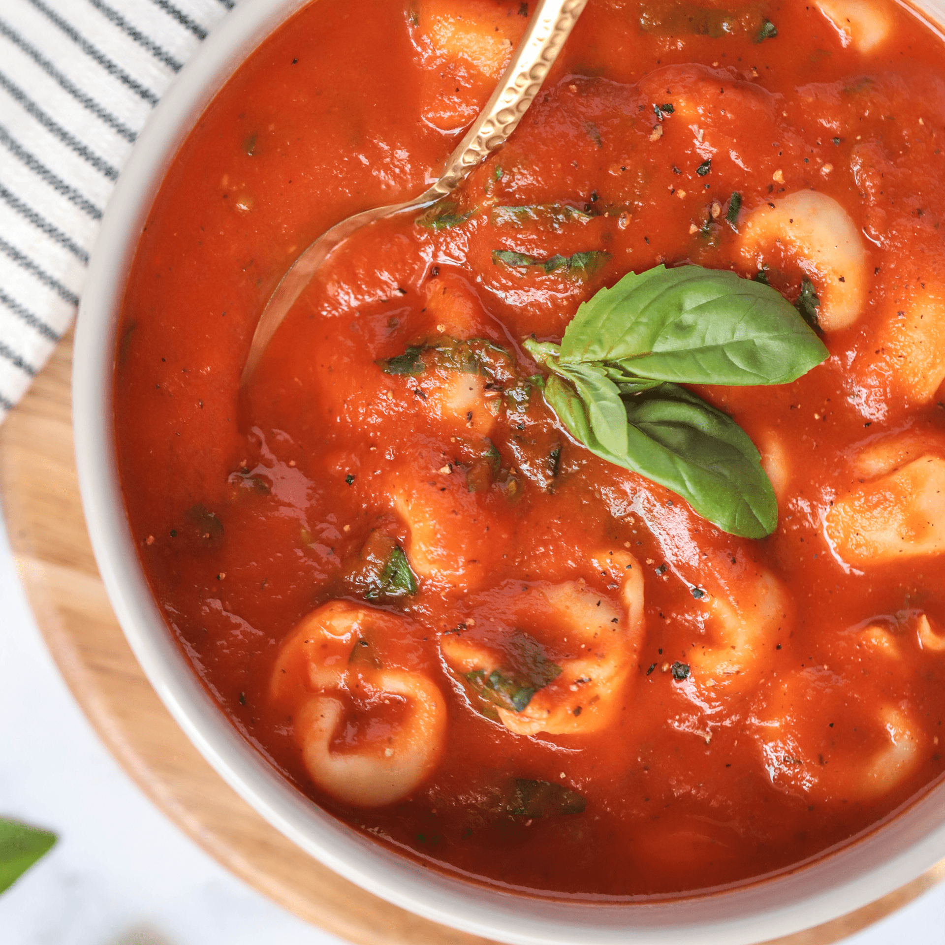 Tomato Tortellini Soup - Easy Vegan Meal Plan