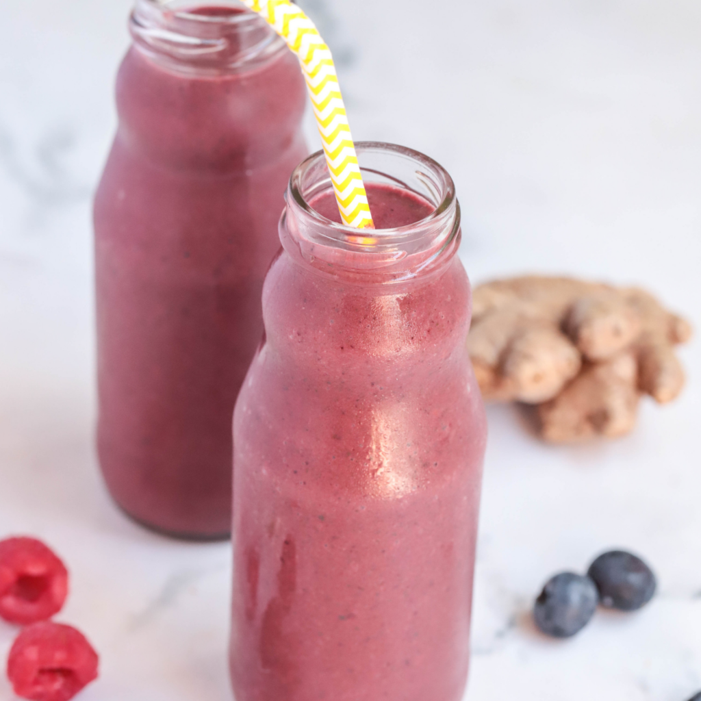 Berry Beet Smoothie - Easy Vegan Meal Plan