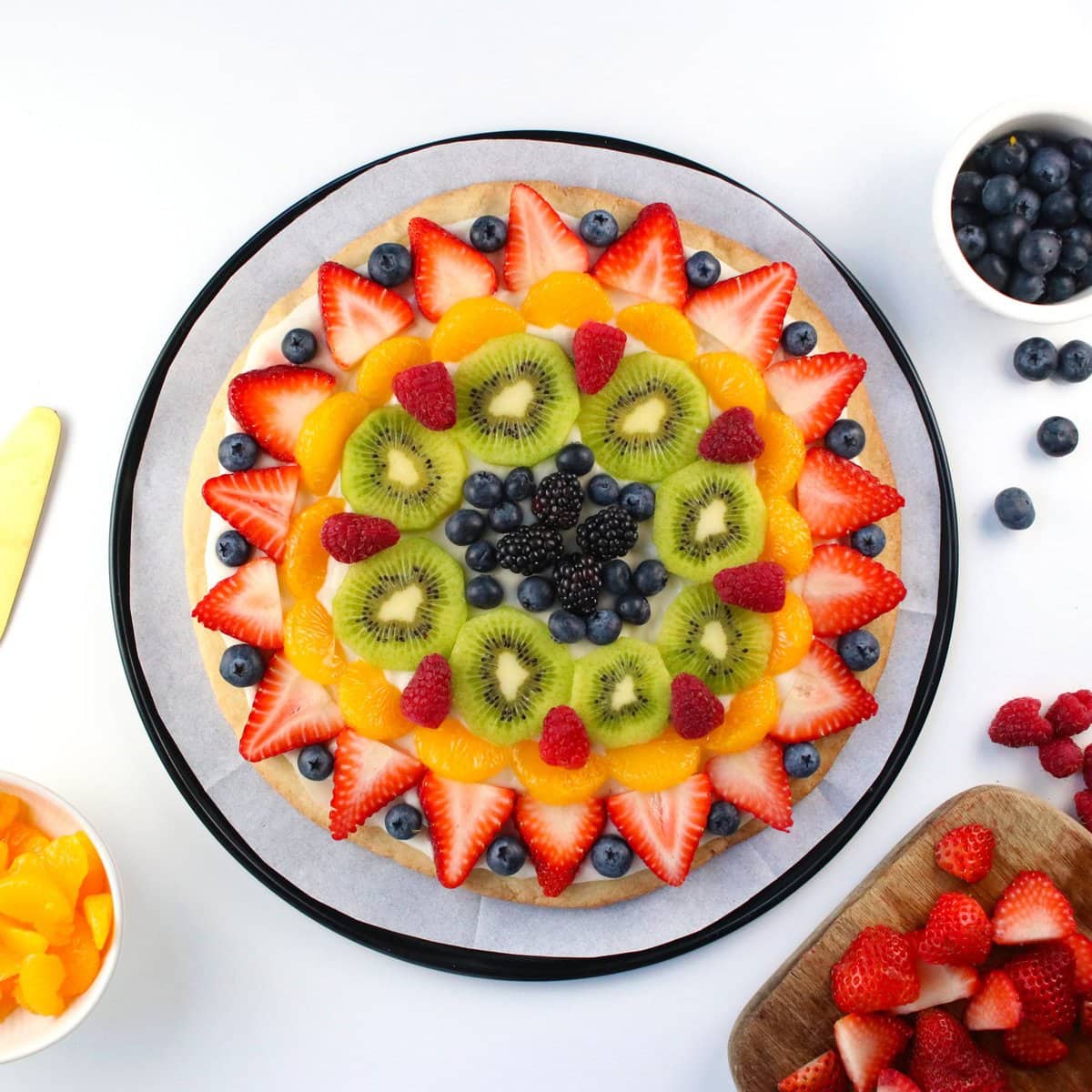 Vegan Fruit Pizza - Easy Vegan Meal Plan